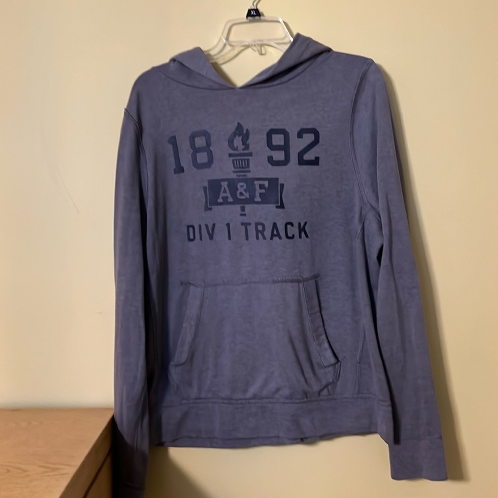 Abercrombie and fitch Super soft and great shape